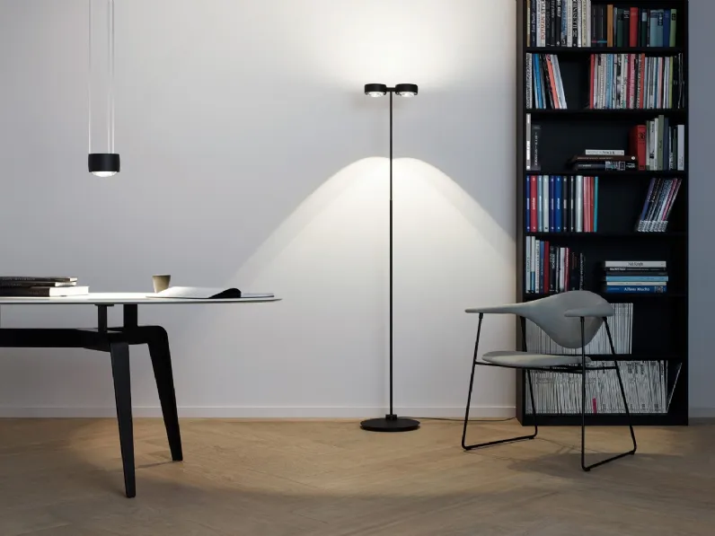 Lampada da terra in metallo con teste rotanti Sento terra di Occhio