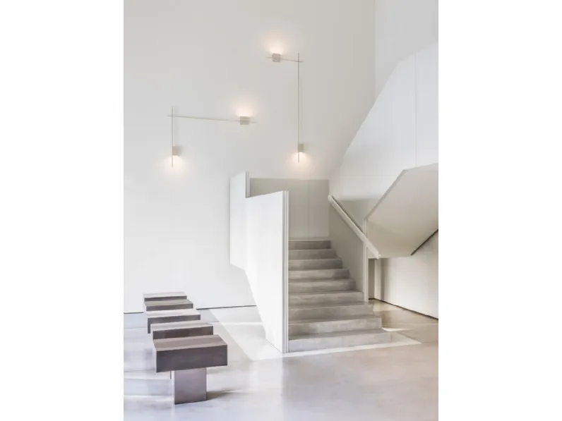 Lampada da parete Structural di Vibia