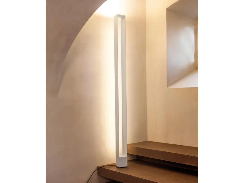 Lampada da terra in alluminio Tru Floor di Nemo