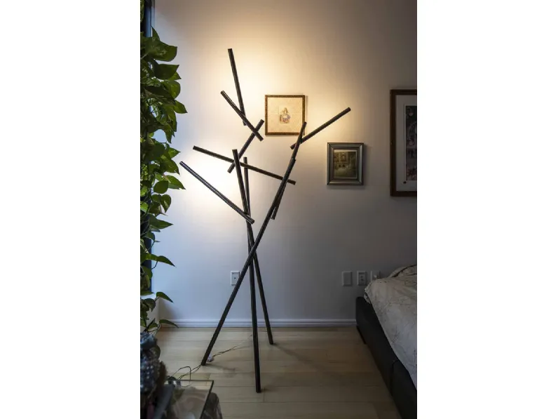 Lampada da terra Tuareg di Foscarini