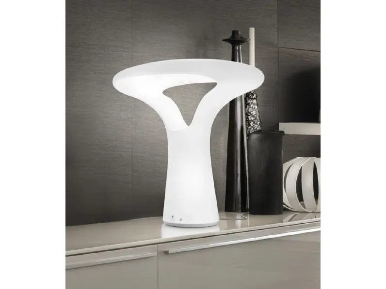 Lampada da tavolo in vetro dalla forma inedita Ferea di Vistosi