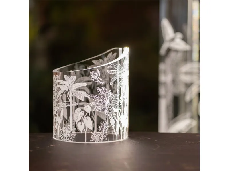 Lampada da tavolo Wave in cristallo acrilico di Vesta