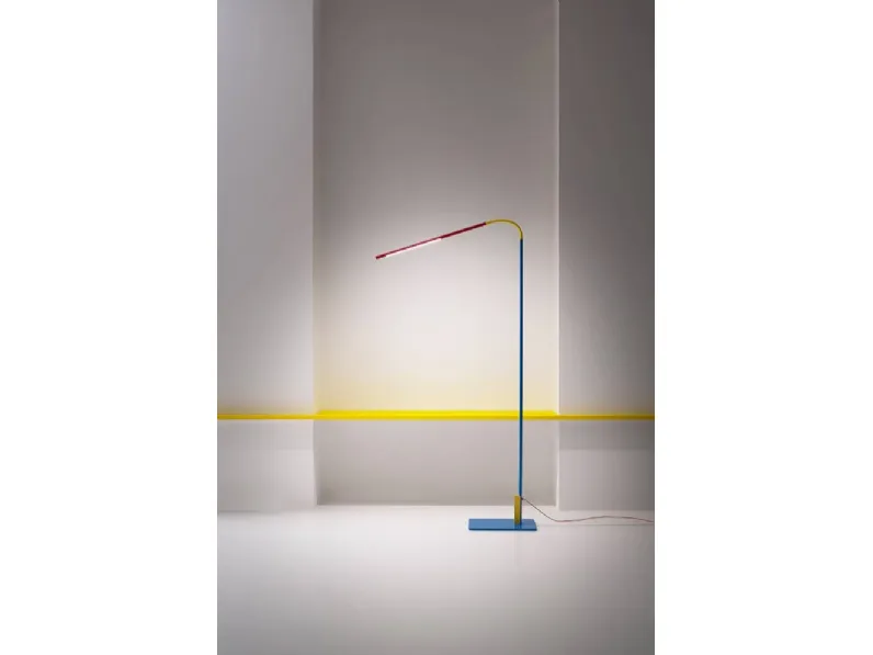 Lampada da terra con struttura in alluminio verniciato Wl 130 di Vesoi