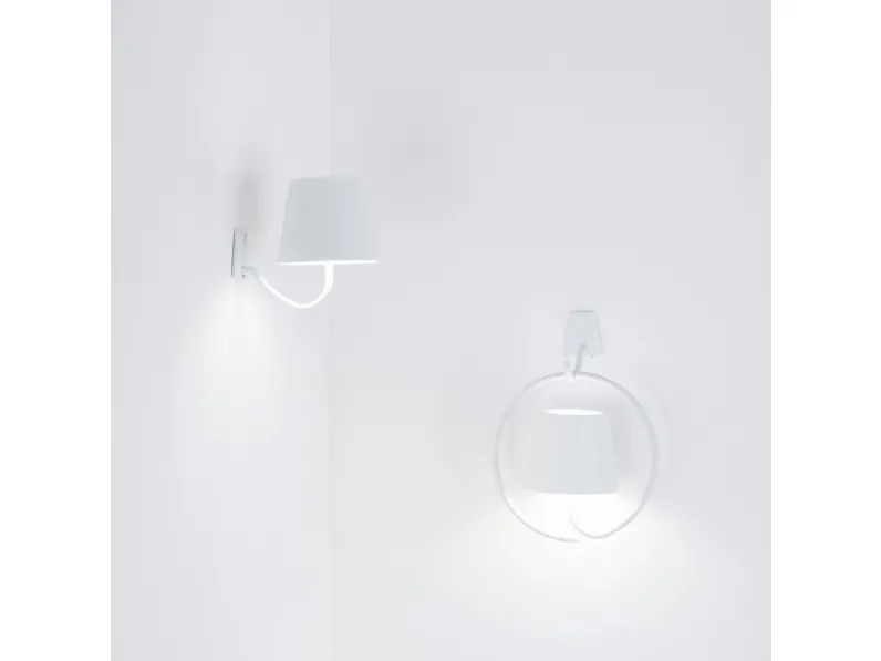 Lampada da parete Poldina di Zafferano