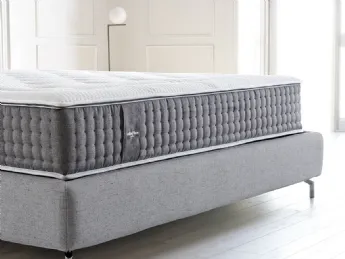 Il materasso Lavanda di Altaflex offre un supporto ergonomico superiore per un sonno rigenerante.