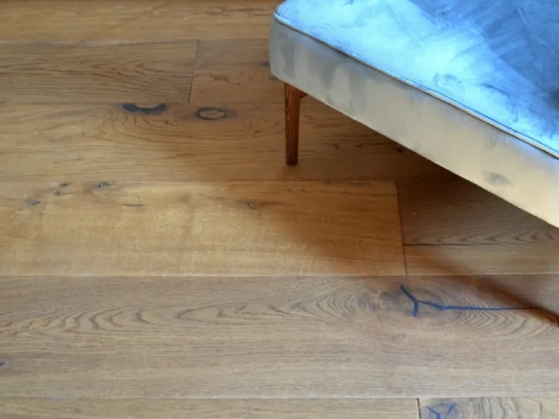 Parquet in Rovere piallato a mano e sabbiato Casale 220 di Milano Parquet