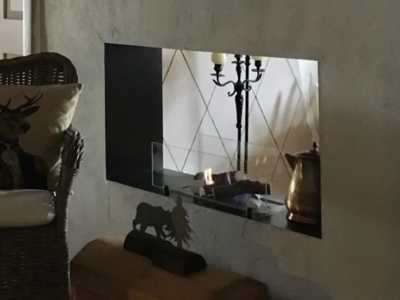 Biocamino Incasso 90 bifacciale dalla finitura minimale di Maisonfire