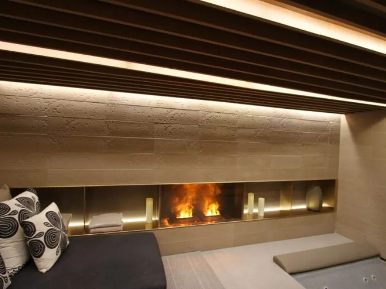 Camino elettrico ad acqua Brace Metal di Maisonfire