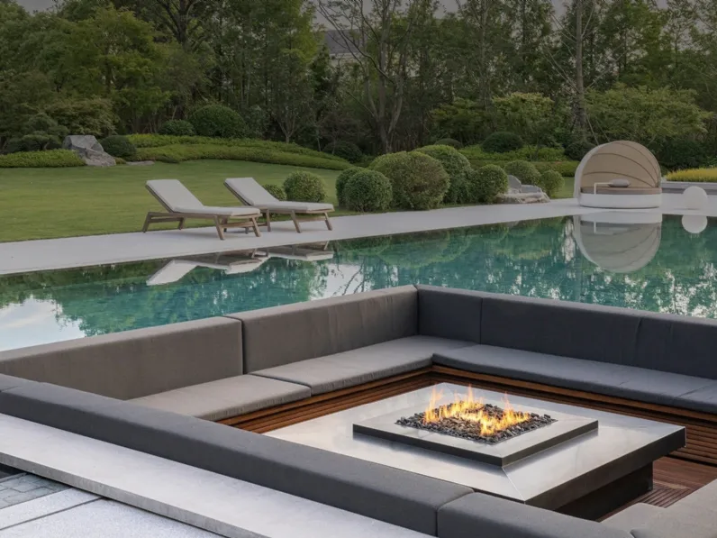 Camino a gas con ampio focolare Galio H di Planika