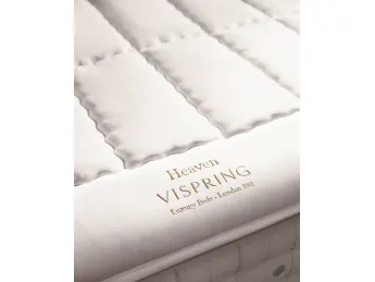 Il Topper Heaven di Vispring è il complemento perfetto per un riposo esclusivo.