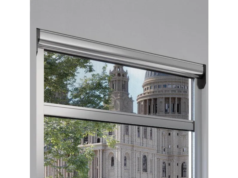 Zanzariera a rullo verticale a motore in alluminio con cassonetto arrotondato di Pronema
