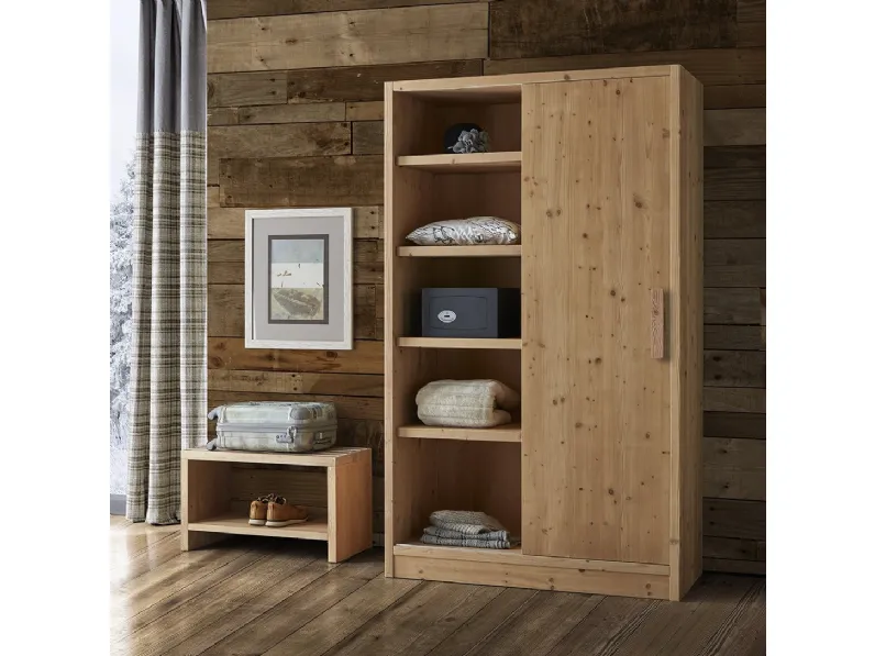 Armadio in legno massello di abete a 1 anta scorrevole e ripiani a giorno 3309-A di Zanini