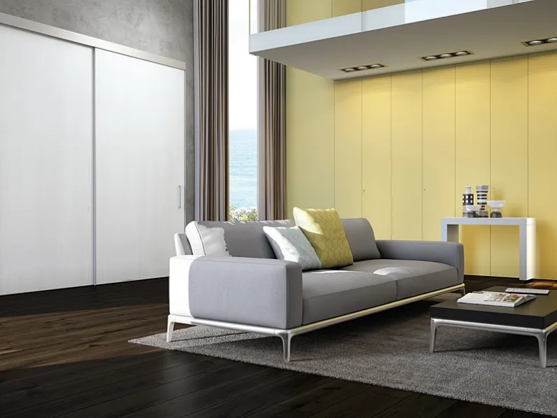 Armadio Ante Battenti Giallo a Filo muro di Pozzi Armadi