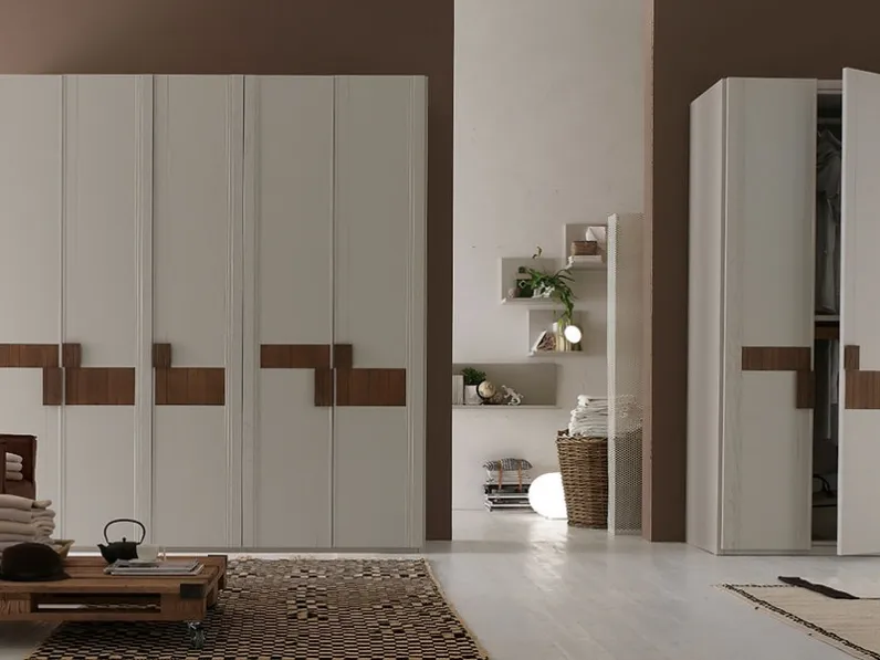 Armadio Broadway in frassino a poro aperto di Fasolin