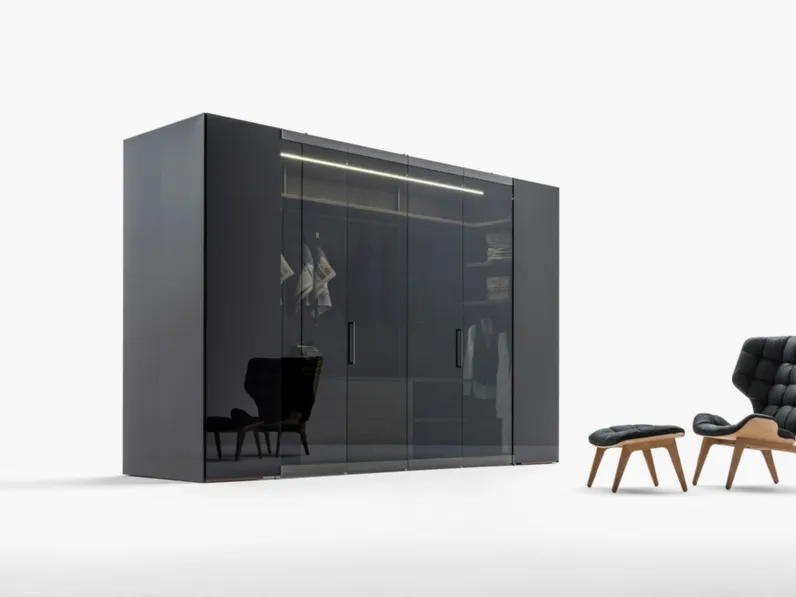 Cabina Armadio Freedhome compatta autoportante in vetro e laccato nero lucido Camerino Vetro di Caccaro