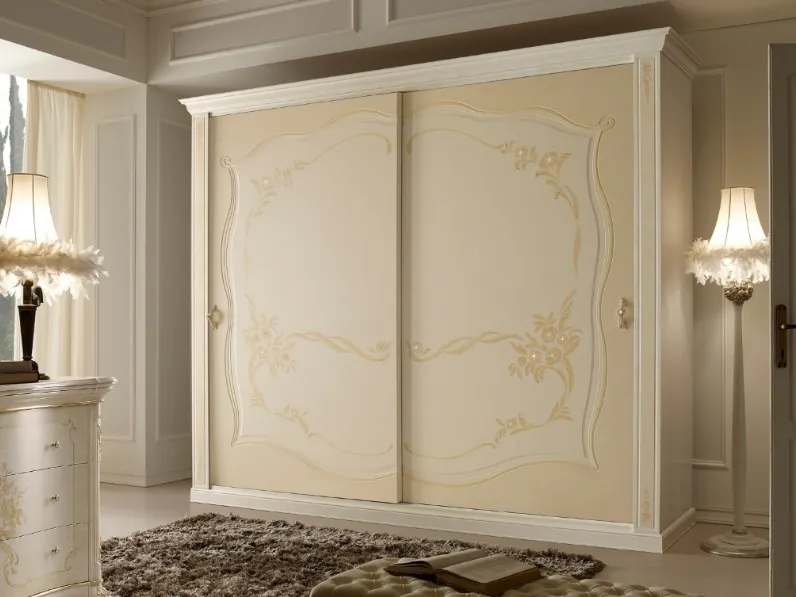 Armadio Camelia di Patina Rosa