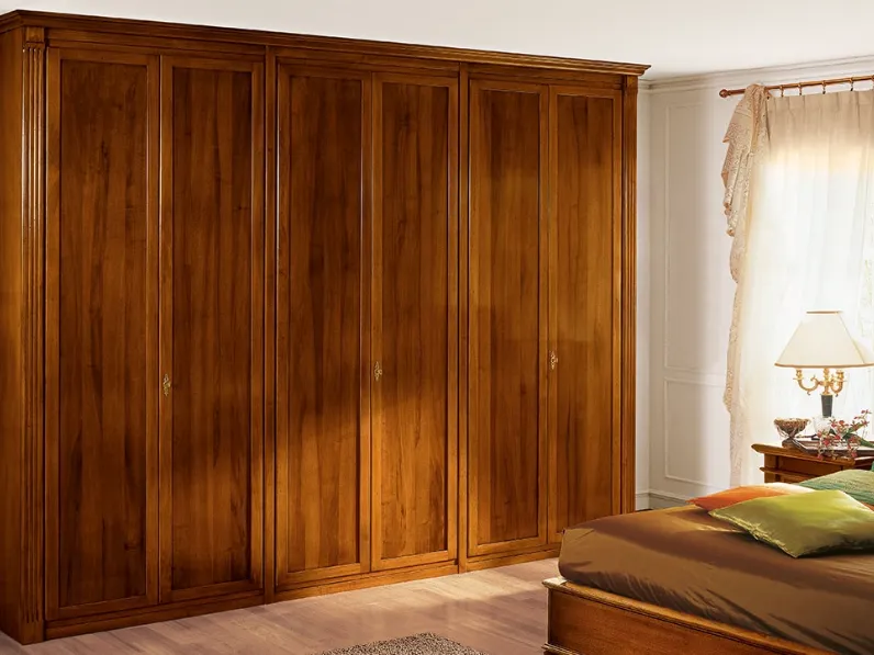 Armadio con ante battenti in legno finitura Noce Cellini di Betamobili
