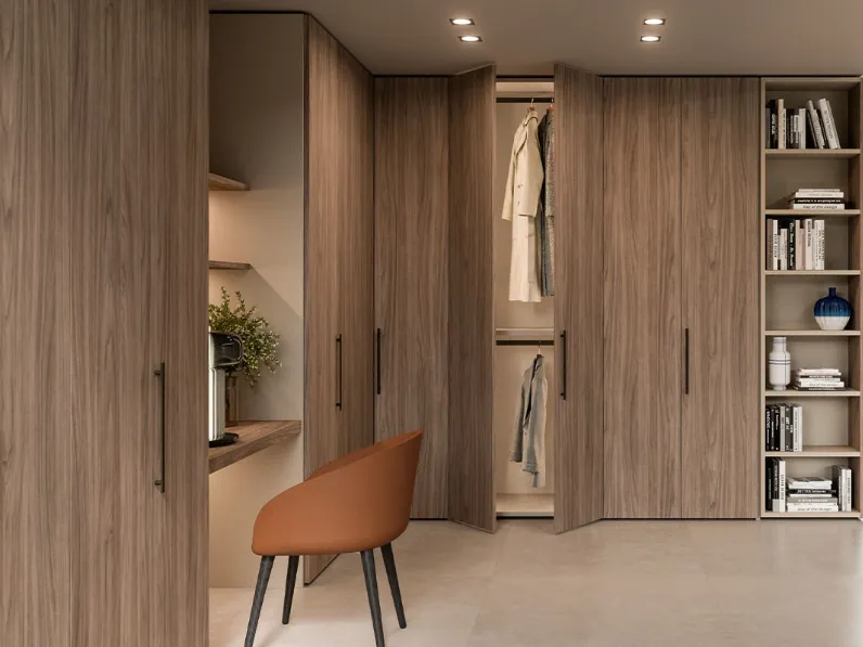 Armadio angolare Free anta battente finitura noce canaletto di Cinquepuntozero