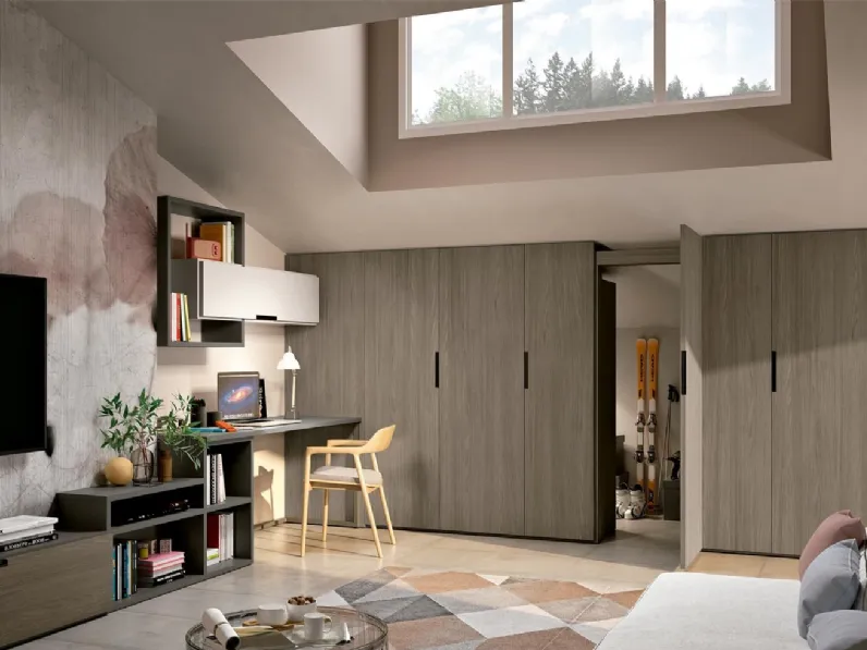 Armadio con ante battenti scalare per mansarda Composizione 16 di Ferrimobili