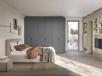 L'armadio Concreta N128 di Colombini Casa unisce design essenziale e funzionalità.