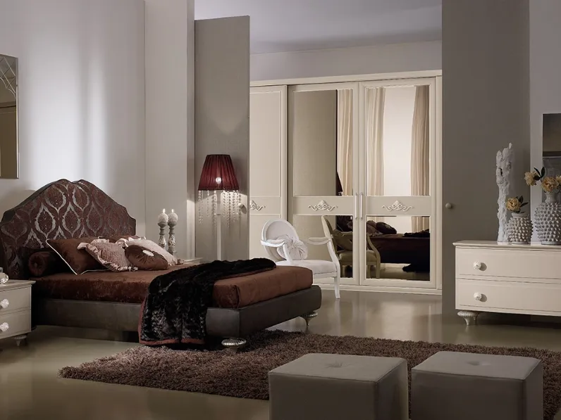 Armadio con ante scorrevoli con specchio bronzato e in laccato tortora con cornice bianca M210 Rigoletto di Ferretti e Ferretti