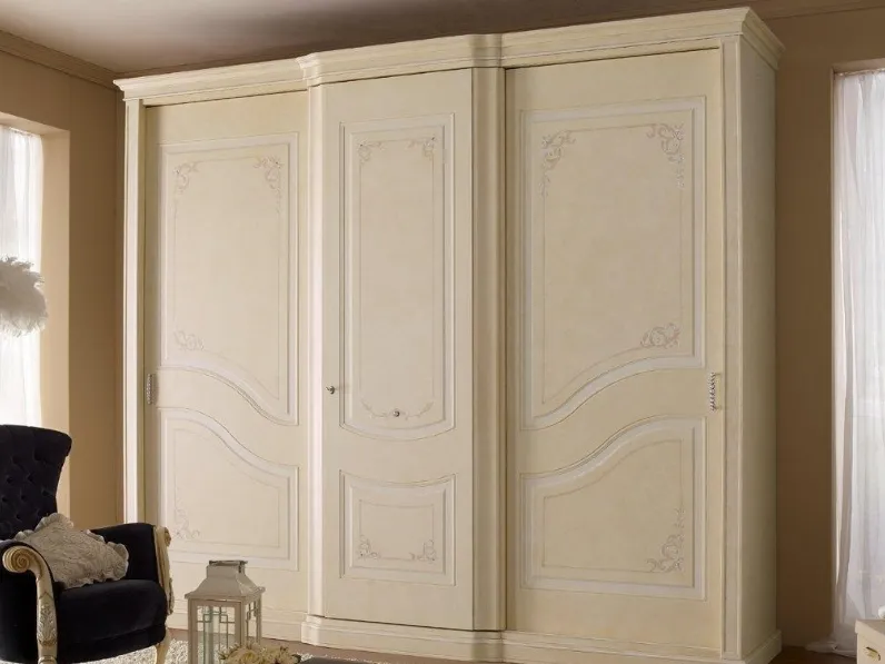 Armadio Flora di Patina Rosa