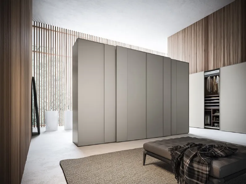 Armadio con ante scorrevoli Frame in laccato di Alf Da Frè