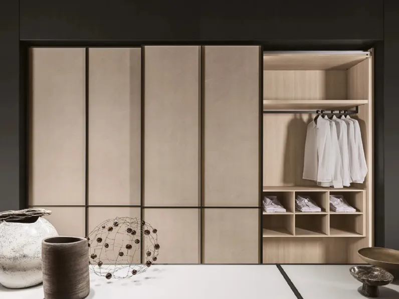 Armadio con ante scorrevoli Geoluxe di Erba