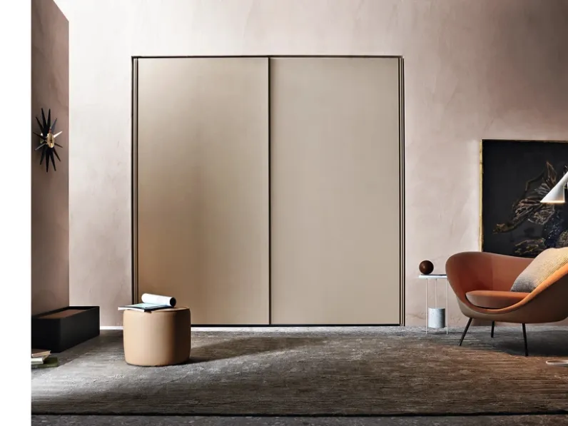Armadio Gliss-Master - A Filo Door laccato di Molteni & C