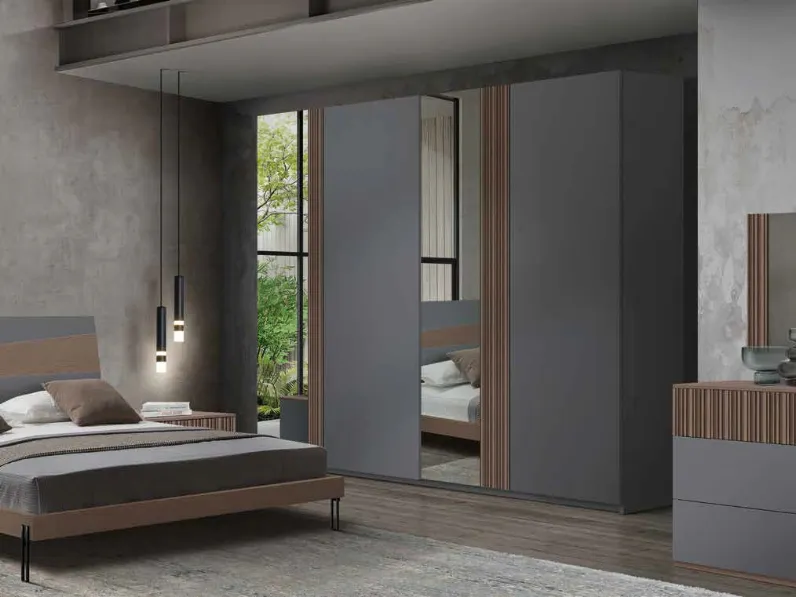 Armadio Icon 2|4 IC201 in legno laccato con inserti in frassino e specchi di Imba Srl