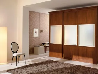 L'armadio scorrevole Jo di Villanova unisce design moderno e funzionalità.