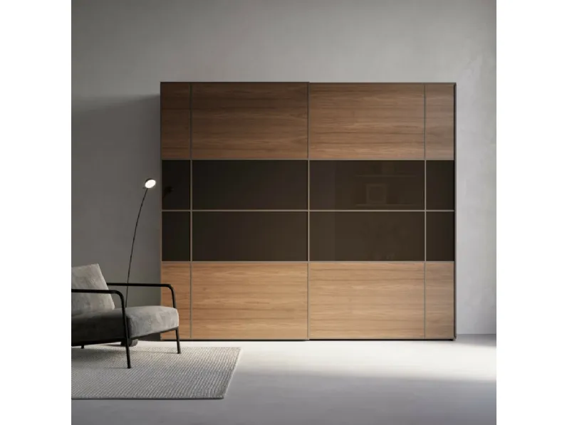 Armadio Leonardo con inserto in vetro di Arte Brotto