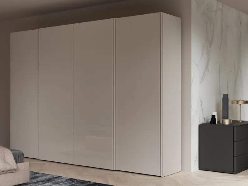 Armadio con ante scorrevoli Liberty laccato lucido di Favero