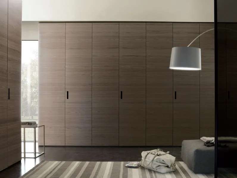 Armadio con anta battente in essenza Cenere Milano di Misuraemme