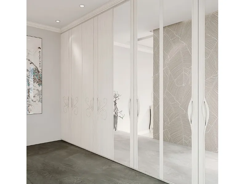 Armadio Mon Amour in legno finitura cipria di Fasolin