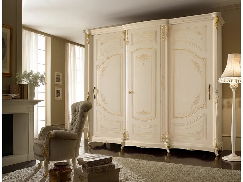 Armadio Nantia di Patina Rosa