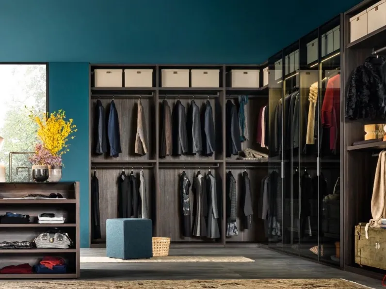 Armadio angolare Pivot con ante in vetro e alluminio di Giellesse