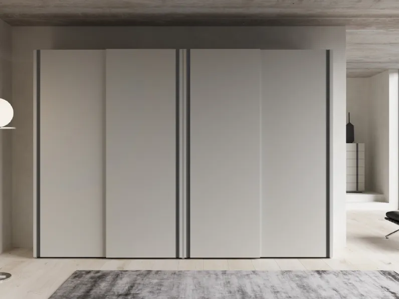 Armadio con ante scorrevoli Presa S laccato di Favero