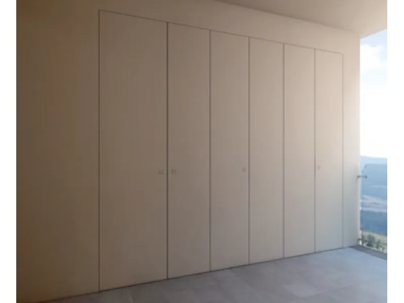 Armadio Fantasmino in alluminio laccato Combi di RasoParete