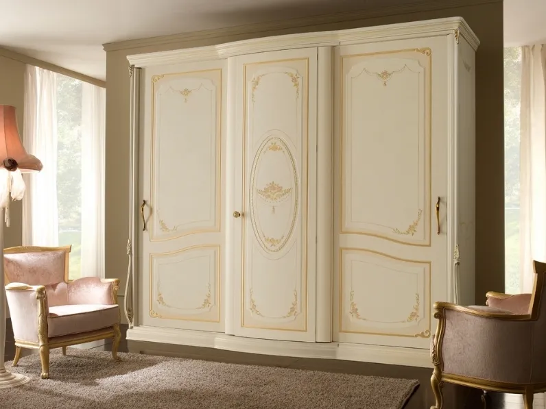 Armadio Regina di Patina Rosa