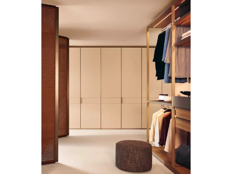 Armadio con ante battenti Senzafine Cover Lino di Poliform