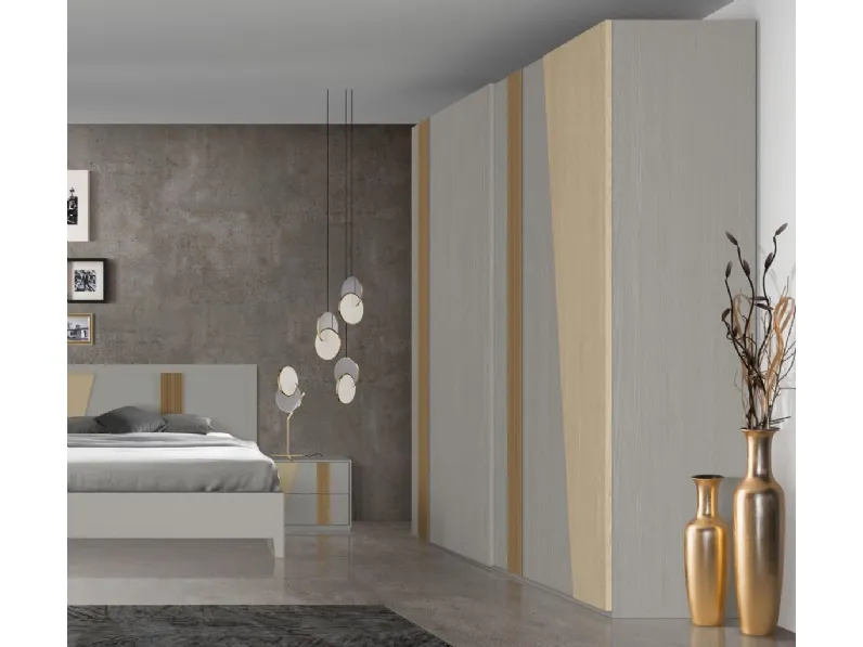 Armadio con ante scorrevoli Stripes con inserto di Betamobili