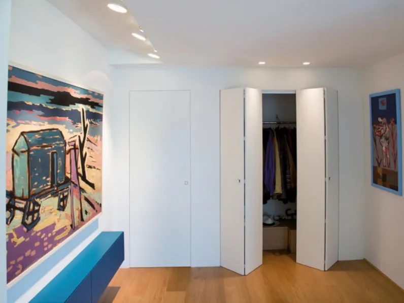 Armadio con ante a soffietto T100 01 in MDF laccato bianco di RasoParete