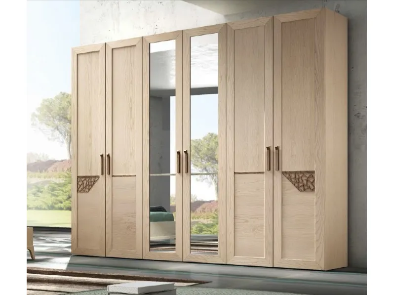 Armadio con ante battenti Trend Style TR2467 in legno e trafori con specchi di Imba Srl