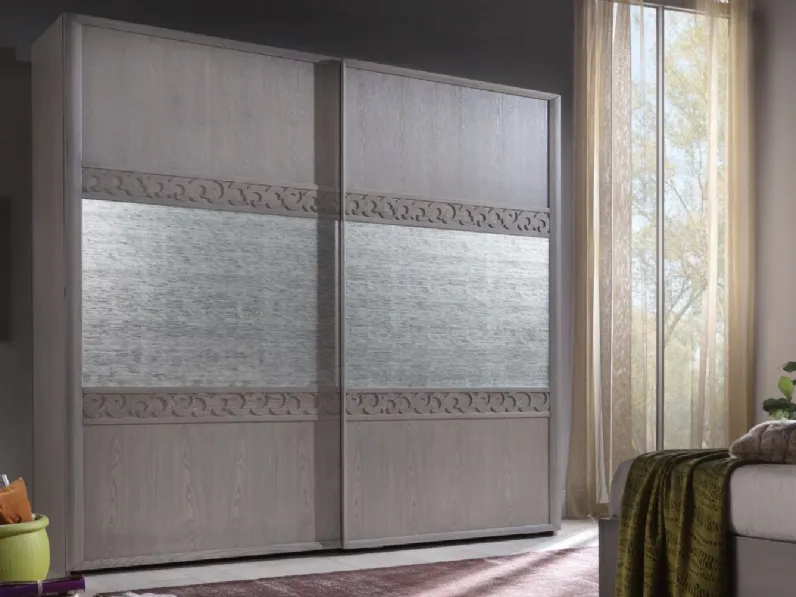 Armadio Trend Style TR2609 in Frassino con intaglio e specchio centrale di Imba Srl