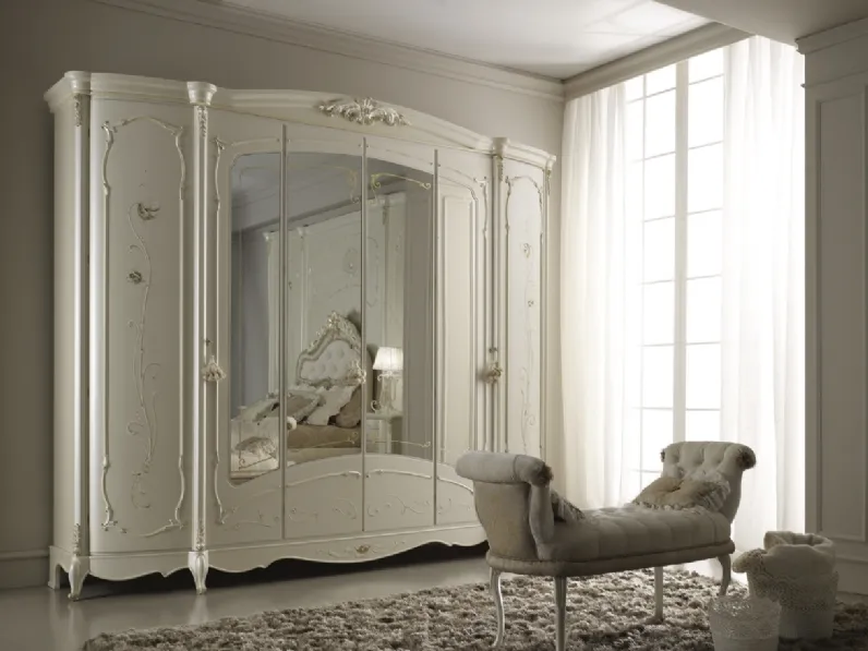 Armadio classico con ante battenti in laccato e specchi Venere di Ghezzani