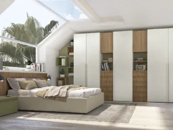 L'armadio Volo M015 di Colombini Casa unisce design essenziale e funzionalità spaziale.