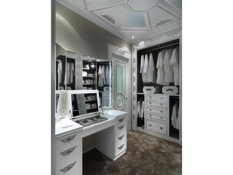 Cabina Armadio in legno laccato bianco e maniglie argentate Walk in Closet 05 di Busatto