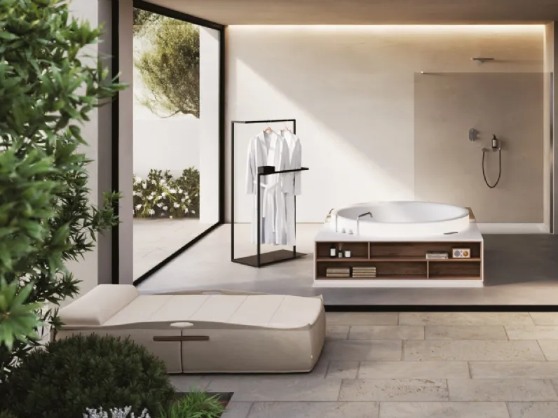 Vasca da Bagno idromassaggio freestanding Aretusa di Disenia