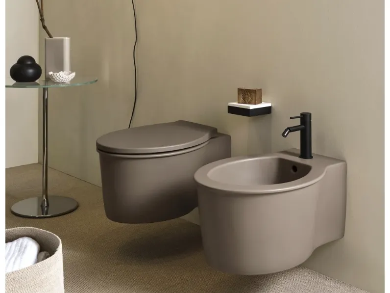 WC e Bidet sospesi Catino di Ceramica Cielo